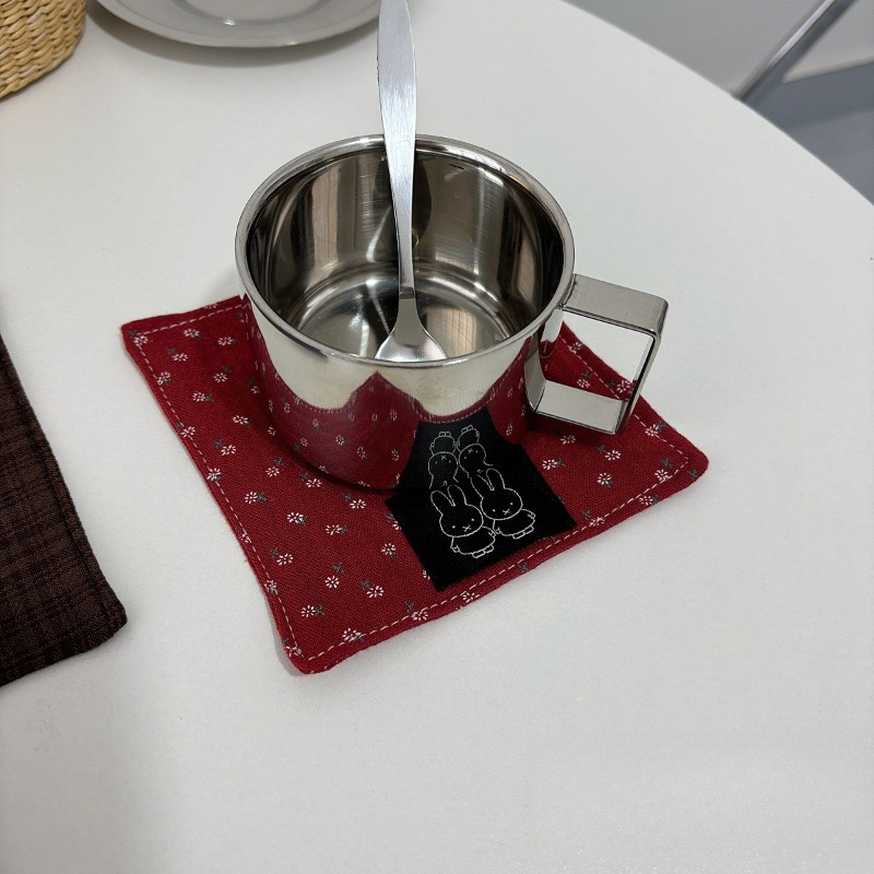Urocze podkładki z serii Miffy – Coffee Tea recenzja i cena