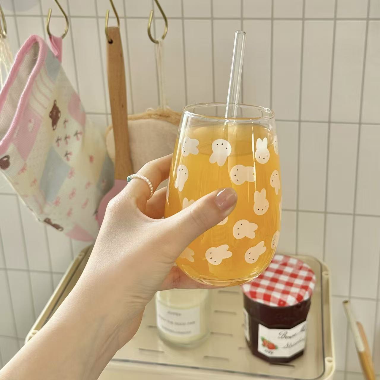 Uroczy szklany kubek z nadruki – Coffee Tea recenzja i cena
