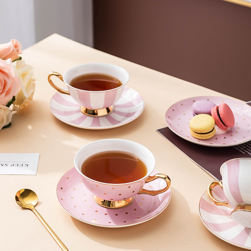 Ceramiczne różowe kubki do kaw – Coffee Tea And Sugar Set recenzja i cena